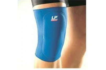 LP 707 STANDARD KNEE SUPPORT (CLOSED PATELLA)